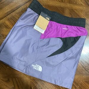 The North Face Women Athletics windwall shorts Size M purple